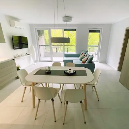 Lakeside Family&studio Apartamento
