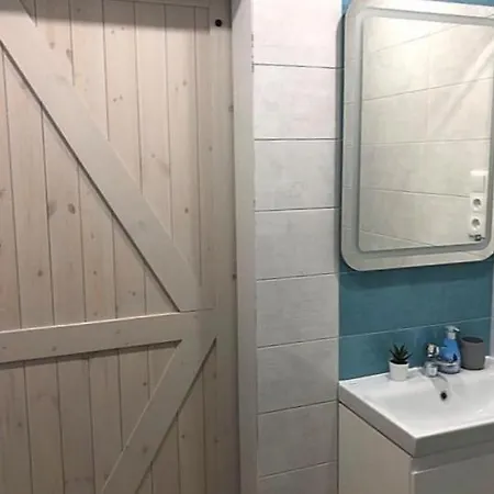 Διαμέρισμα Lakeside Family & *